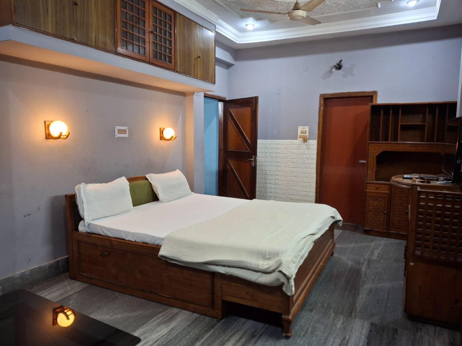 Exotic Villa Homestay Guwahati Zewnętrze zdjęcie
