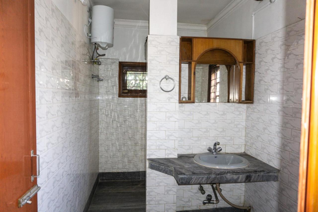 Exotic Villa Homestay Guwahati Zewnętrze zdjęcie
