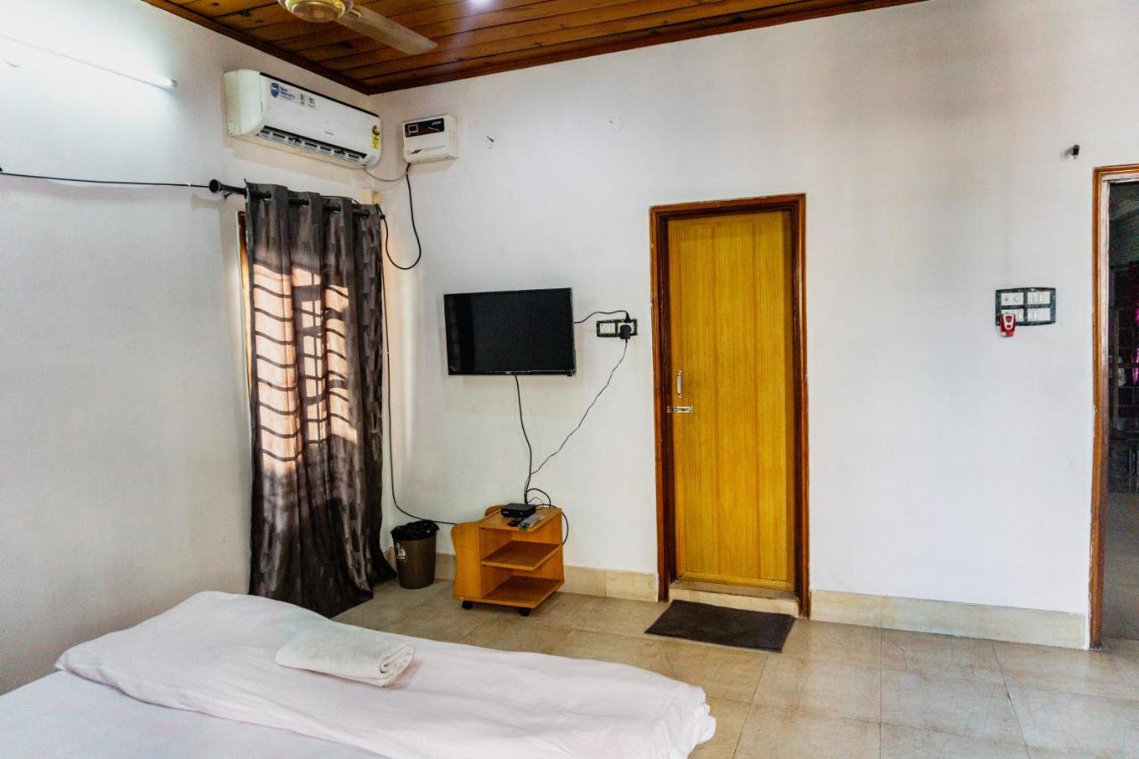 Exotic Villa Homestay Guwahati Zewnętrze zdjęcie